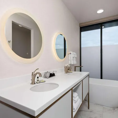Legacy Hotel, Trademark Collection By Wyndham Green Bay Esterno foto